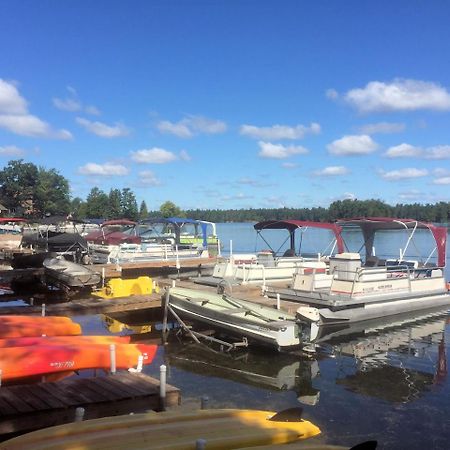 Clear Lake Resort West Branch Exteriör bild